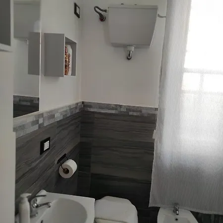 Appartamento Affittacamere “la Spezia “ *